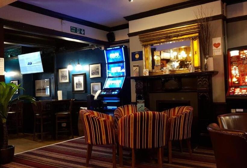 فندق فئة نجمة واحدة The Grapes Pub