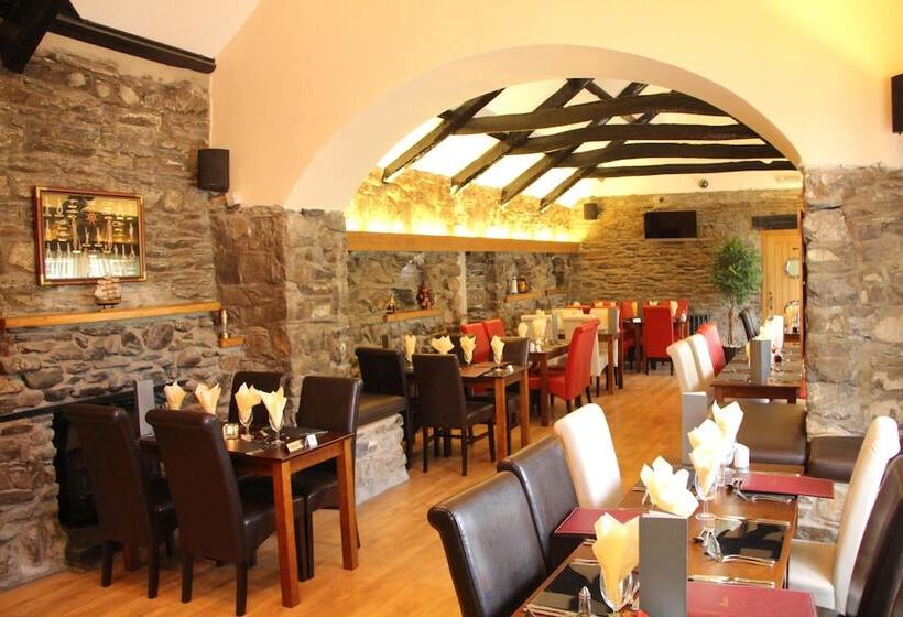 Отель Cardigan Bay Holiday Park