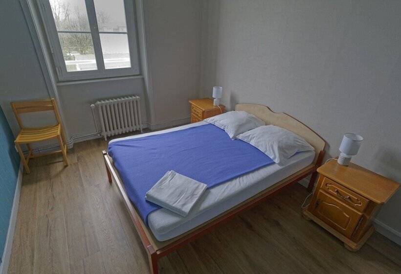 ホテル Espace Montcalm