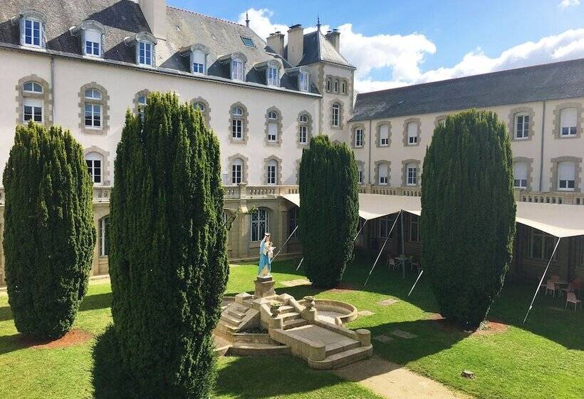 ホテル Espace Montcalm