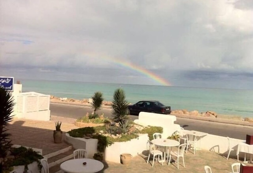 Отель Flamingo Beach