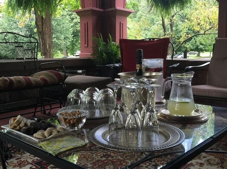 فندق Innbuffalo Off Elmwood