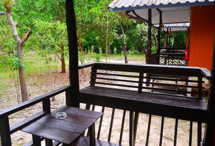 Отель Mata Guesthouse