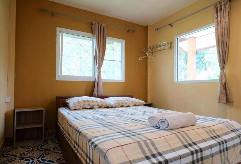 호텔 Seashell Resort Hostel Koh Tao