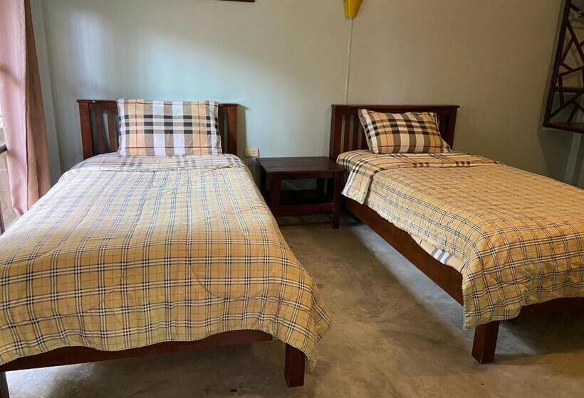 ホテル Seashell Resort Hostel Koh Tao