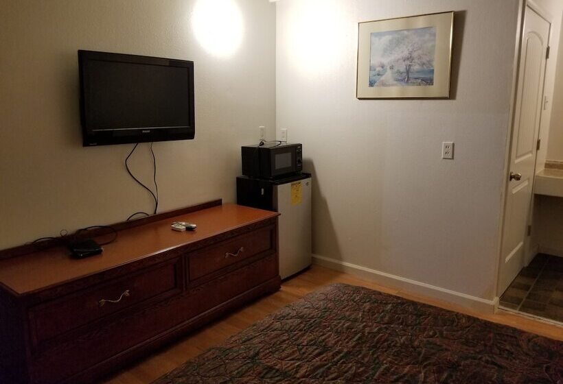 호텔 Pacific Lodge Tacoma