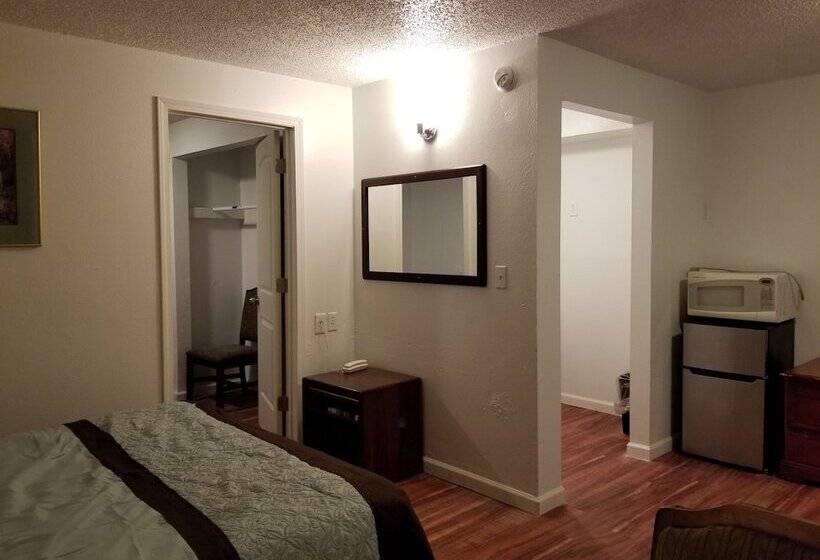 호텔 Pacific Lodge Tacoma