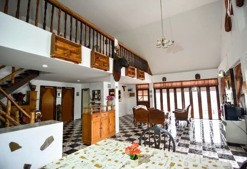 ホテル Royal Green Valley Resort