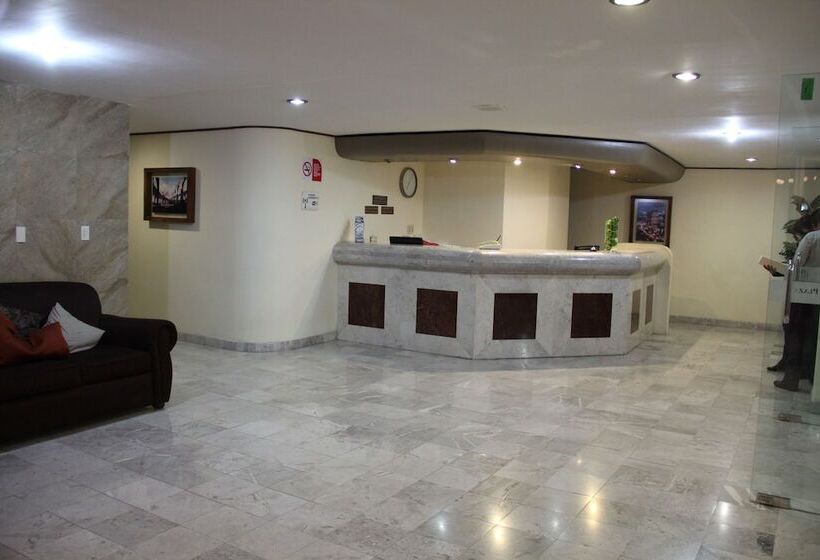 ホテル Tehuacan Plaza