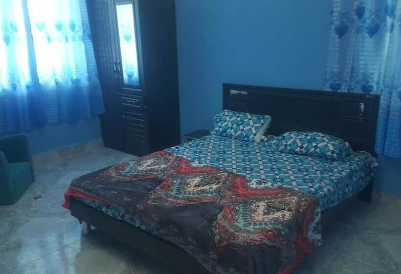 בית מלון כפרי Uroa White House Inn