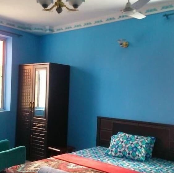 בית מלון כפרי Uroa White House Inn