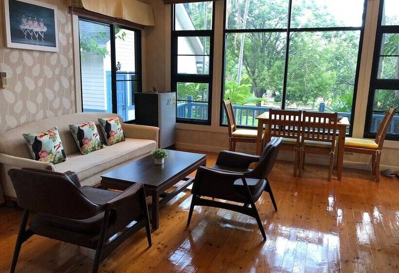هتل Villa Pituk Bonanza Khao Yai
