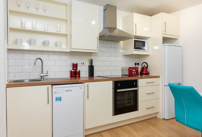 Metro Service Apartments Peterborough