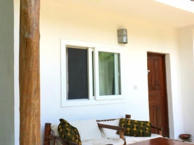 ペンション Kibanda Lodge And Beach Club