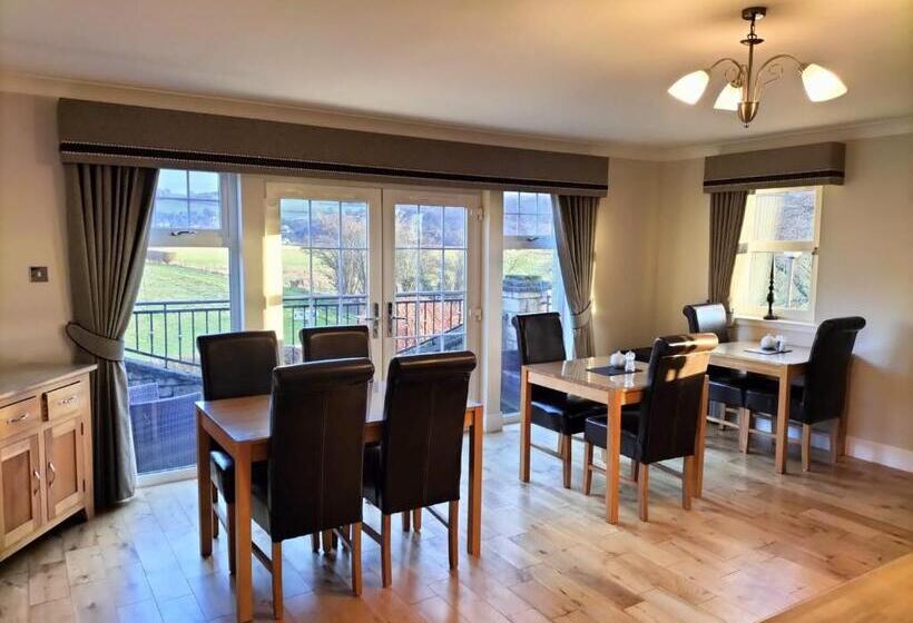 Springfield Lodge Bed And Breakfast