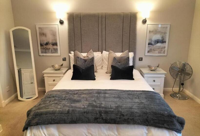 Springfield Lodge Bed And Breakfast