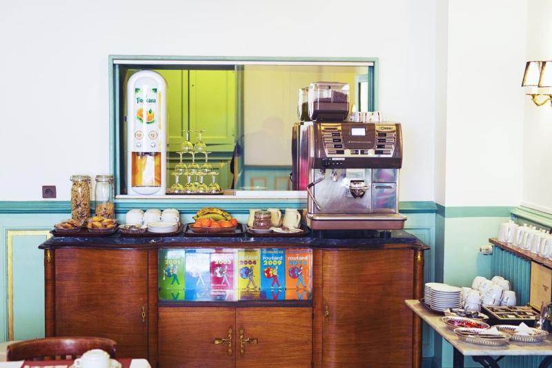 The Old Hotel Ravel Centre