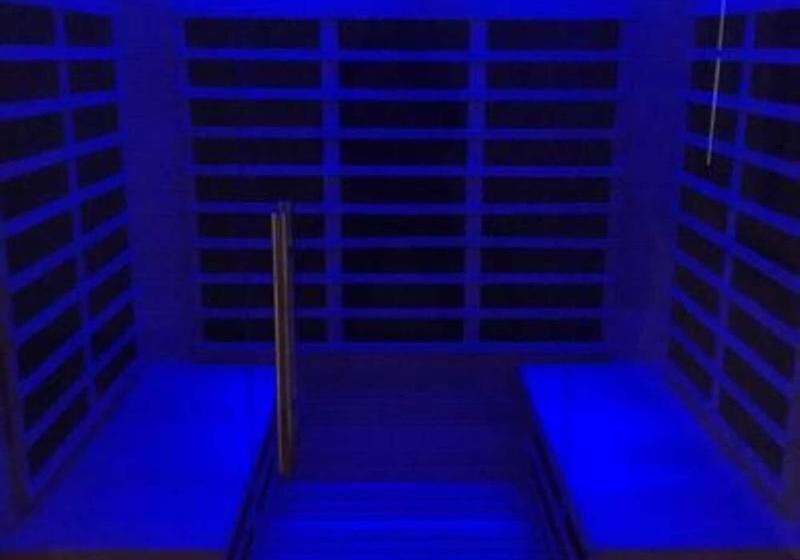 The Old Hotel Ravel Centre