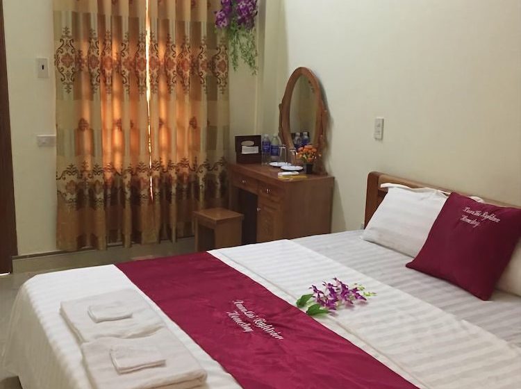 Xuan Lai Right View Hostel