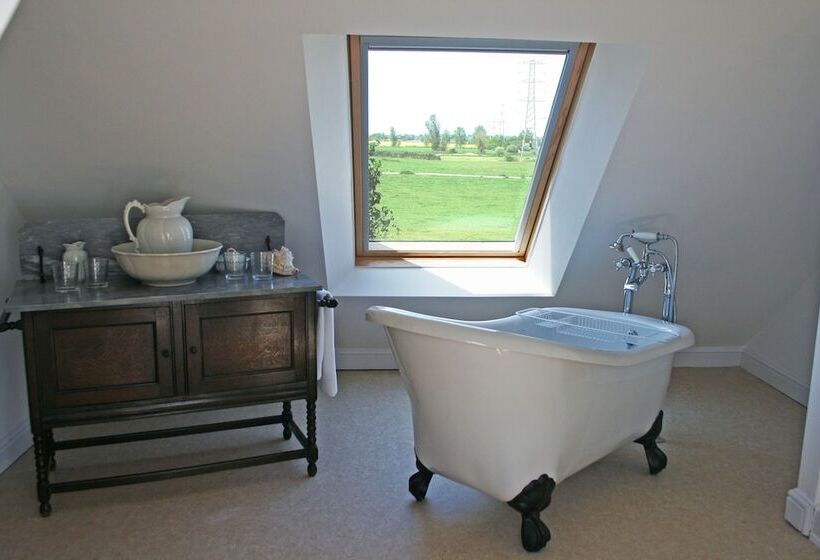 住宿加早餐 Avon Lodge