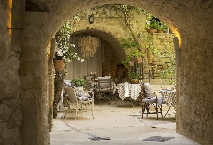 مبيت وإفطار La Cordière