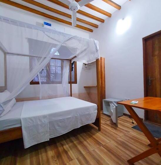 ベッドアンドブレックファースト Ondo House