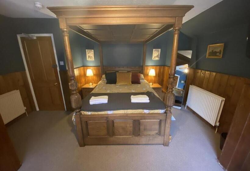 مبيت وإفطار The Swan Inn