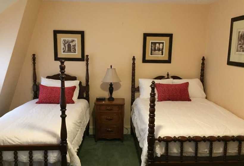 Bed and Breakfast Walker Center