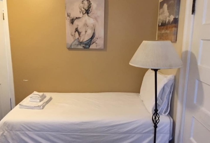 Bed and Breakfast Walker Center