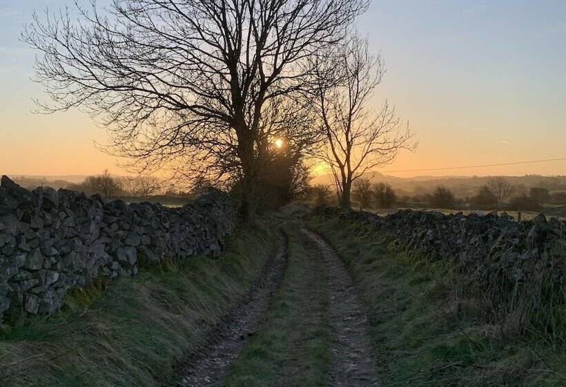 Chestnut Farm Holiday Cottages