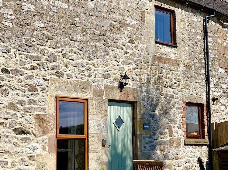 Chestnut Farm Holiday Cottages