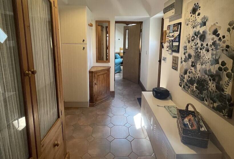 Chestnut Farm Holiday Cottages