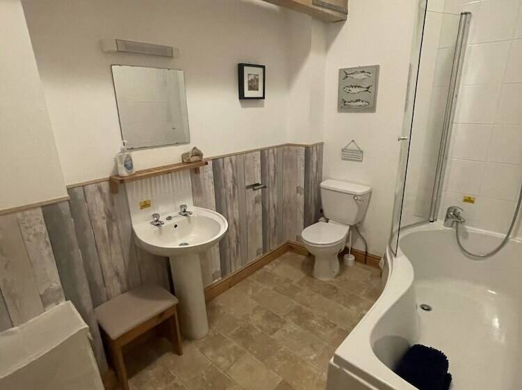 Chestnut Farm Holiday Cottages