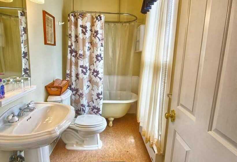 Bed and Breakfast Crosby House