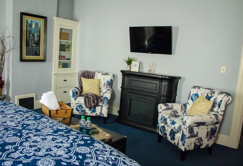 Evans Holly Grove Inn B&b