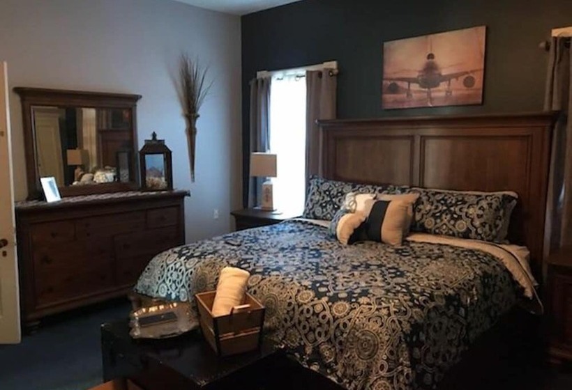 Evans Holly Grove Inn B&b