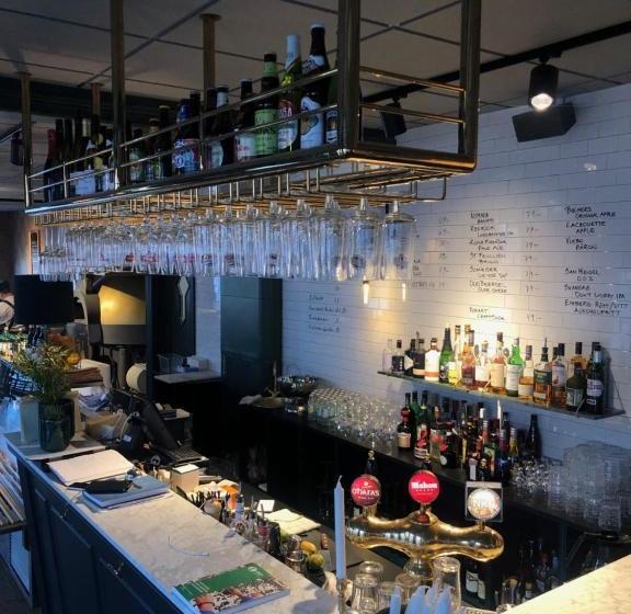 Grosshandlaren Hotell & Deli