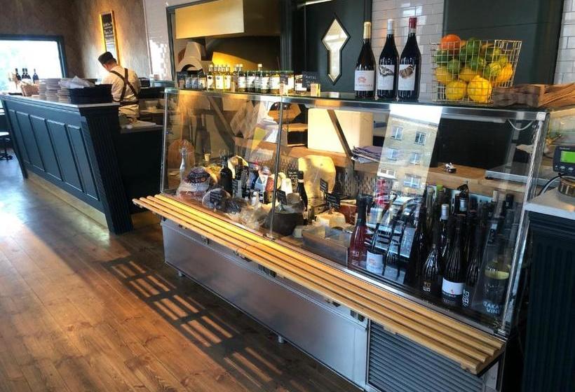 Grosshandlaren Hotell & Deli