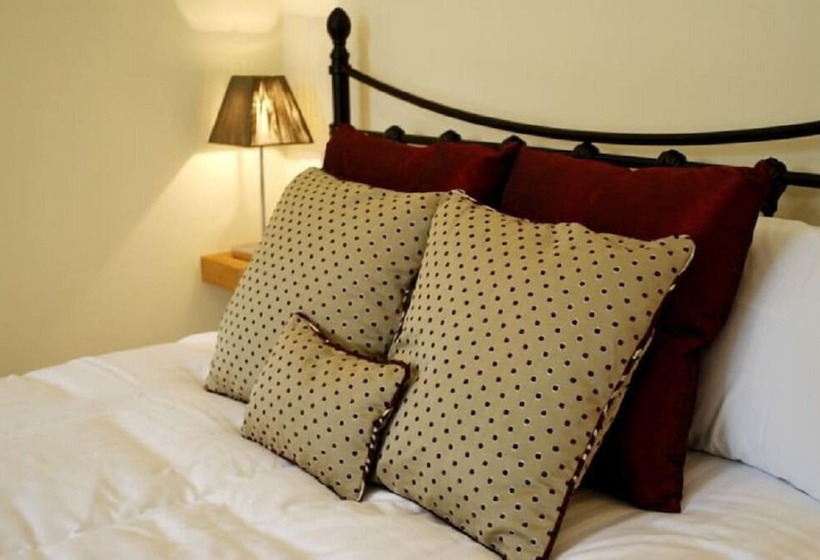 فندق فئة نجمة واحدة England's Gate And Coachhouse