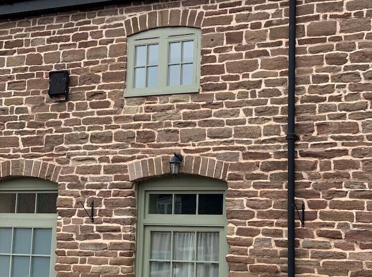 فندق فئة نجمة واحدة England's Gate And Coachhouse