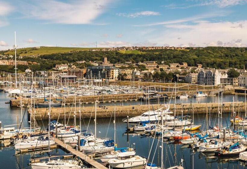 פונדק Georgian House