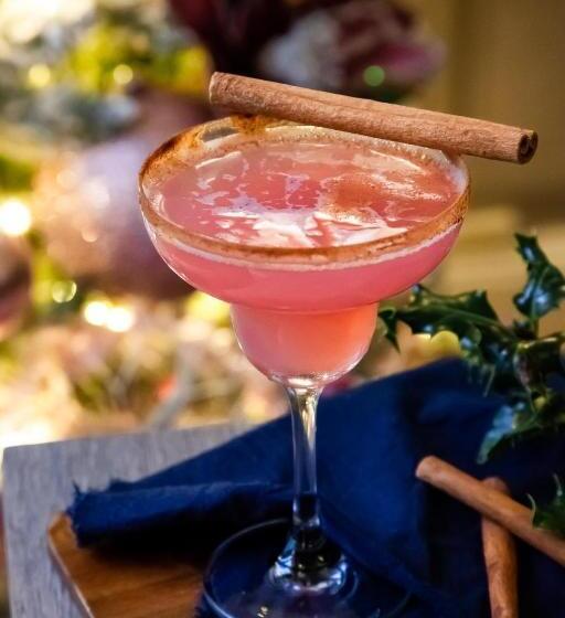 פונדק Georgian House