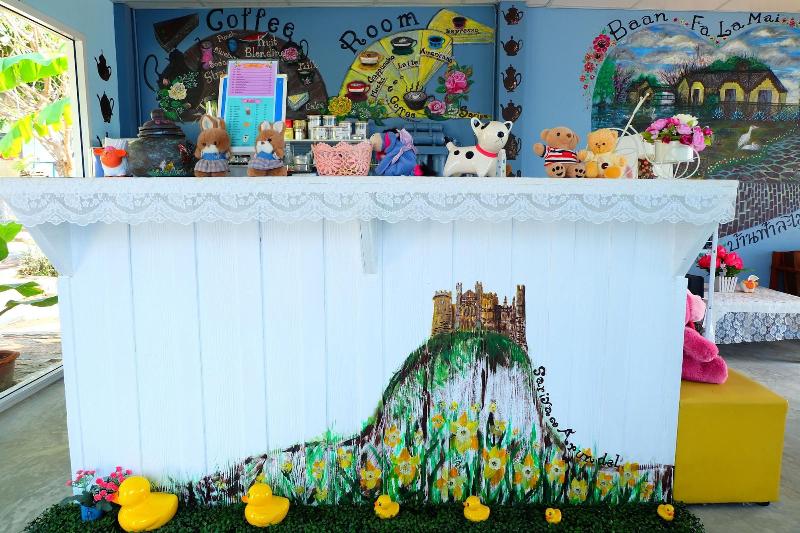 酒店 Baan Fa La Mai Resort