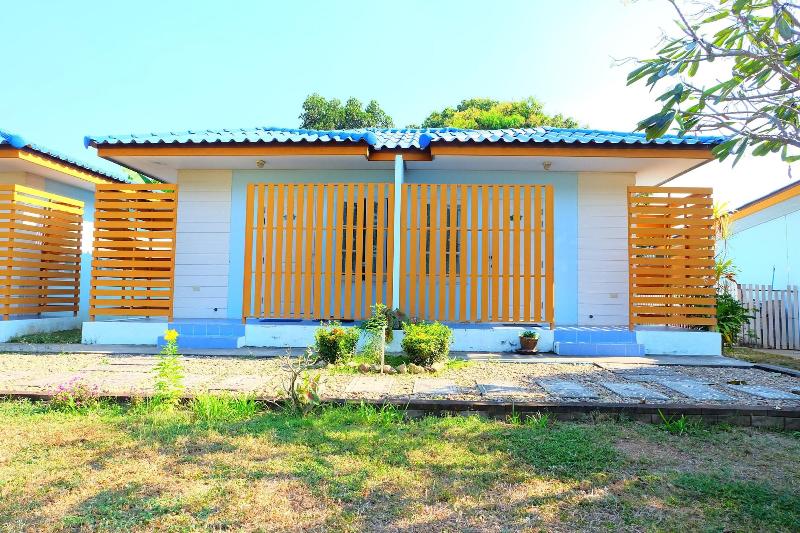 酒店 Baan Fa La Mai Resort