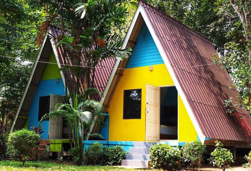 בית מלון כפרי Baan Tonmai Resort