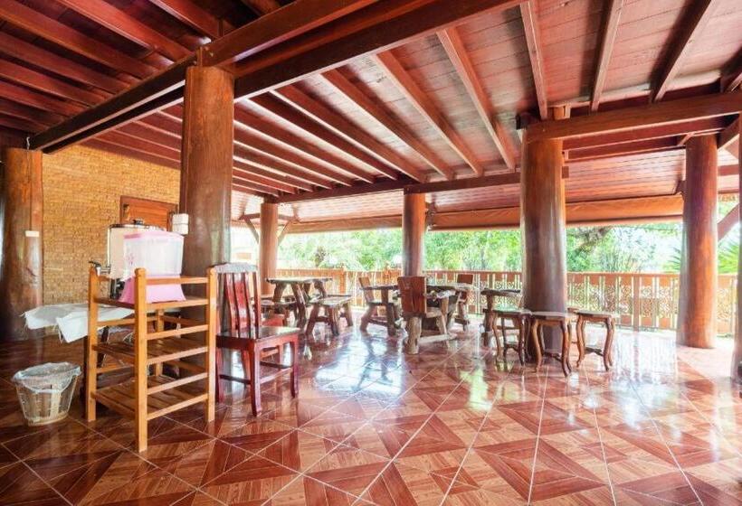 هتل Ban Suan Mee Sakul Resort