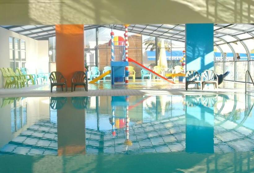 Отель Camping Club Sunissim Le Trianon