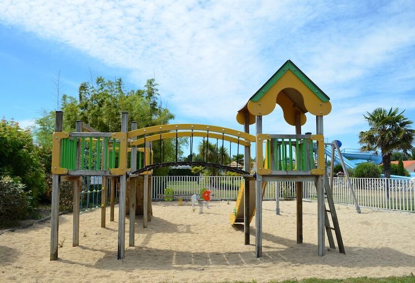 فندق Camping Les Places Dorees