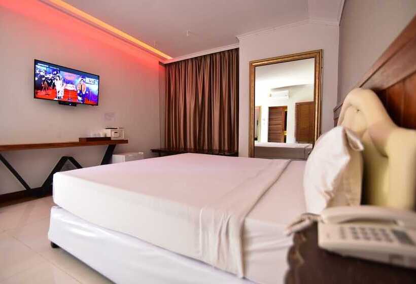 בית מלון כפרי Fantasy Resort