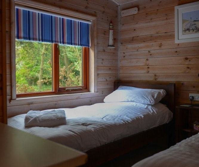 호텔 Fritton Lake Retreats